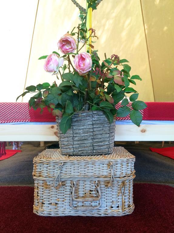 Oxford Riverside Glamping 외부 사진