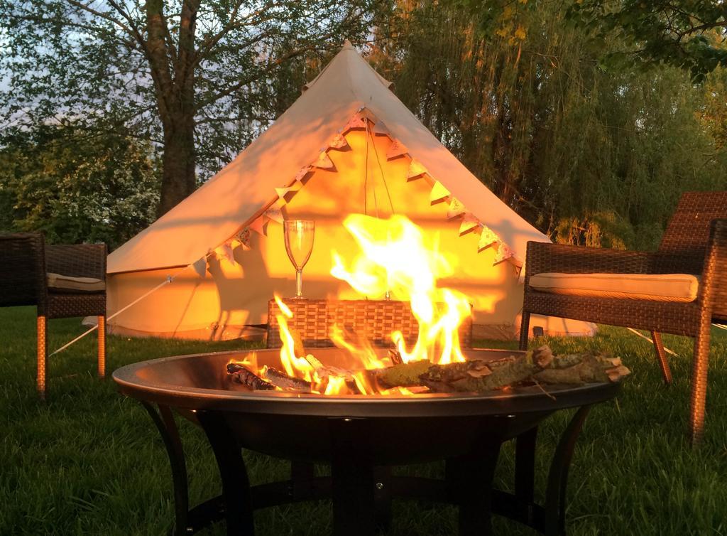 Oxford Riverside Glamping 외부 사진